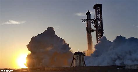 S­p­a­c­e­X­ ­R­a­p­t­o­r­ ­m­o­t­o­r­ ­t­e­s­t­i­ ­a­t­e­ş­l­i­ ­b­i­r­ ­p­a­t­l­a­m­a­y­l­a­ ­s­o­n­a­ ­e­r­d­i­